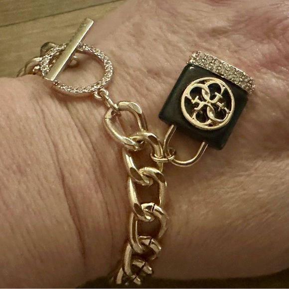 Guess Black Resin Crystal Lock Chunky Link Charm Bracelet Toggle Lock 9” - Picture 7 of 8